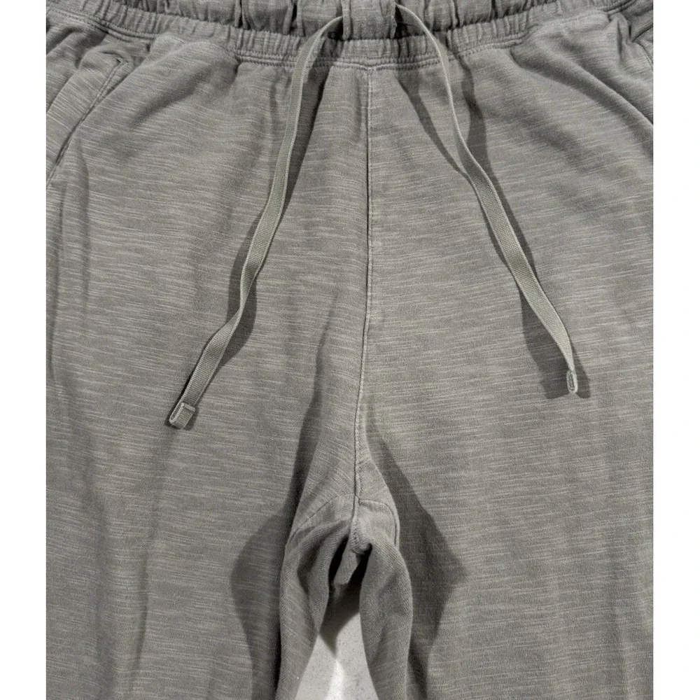 Nike Fleece Joggers Sweatpants Mens Medium Gray Cotton Athleisure Sportswear